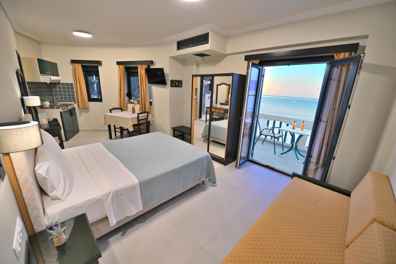 Maria Beach Hotel Kissamos Bagian luar foto