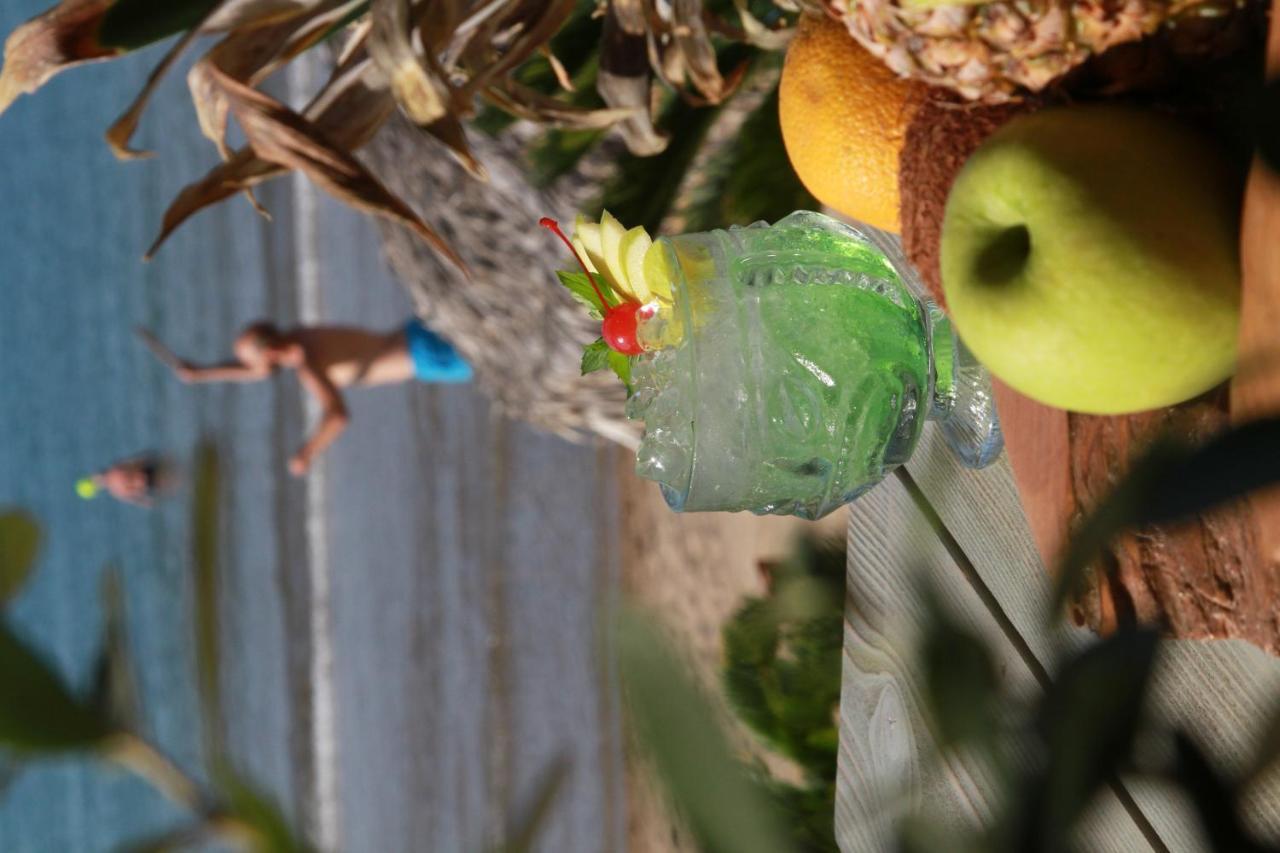 Maria Beach Hotel Kissamos Bagian luar foto