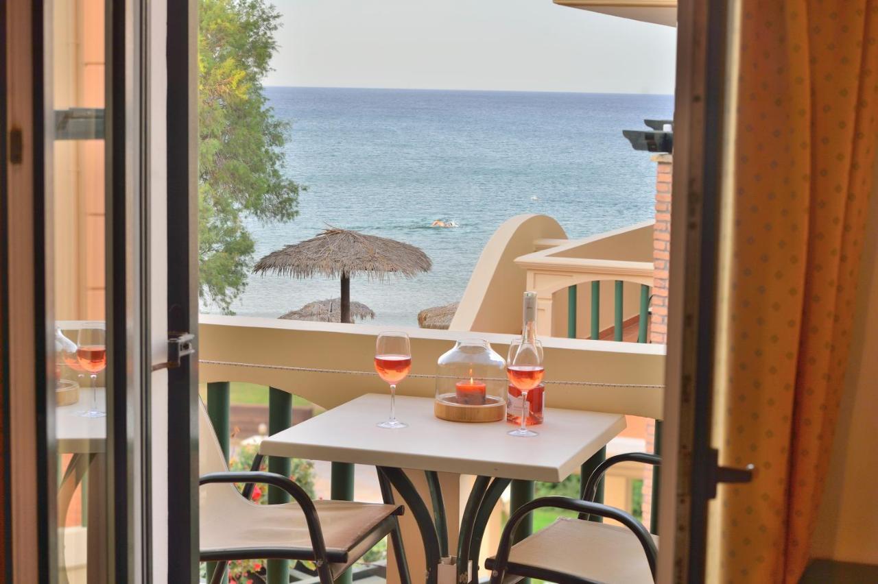 Maria Beach Hotel Kissamos Bagian luar foto