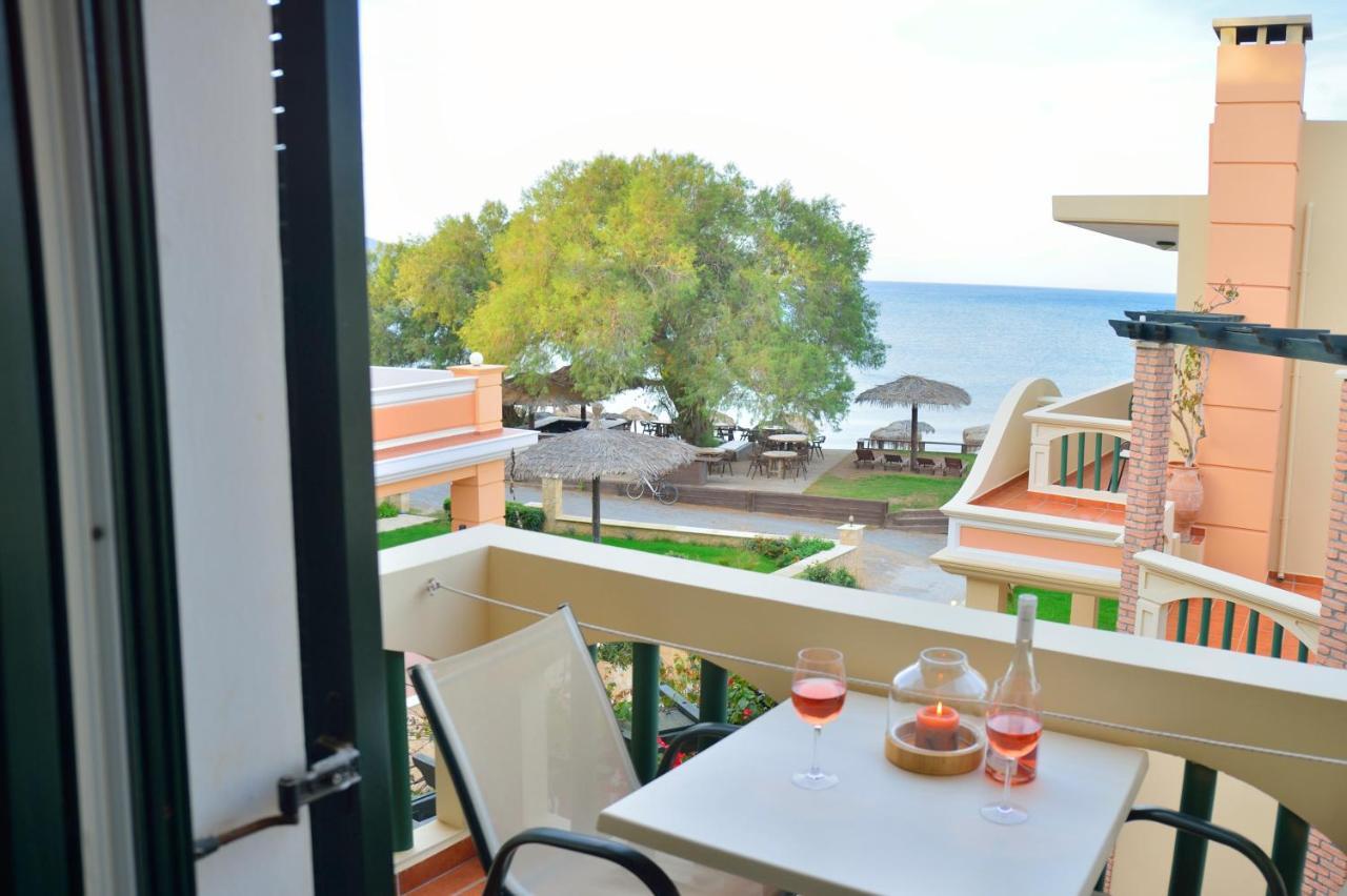 Maria Beach Hotel Kissamos Bagian luar foto