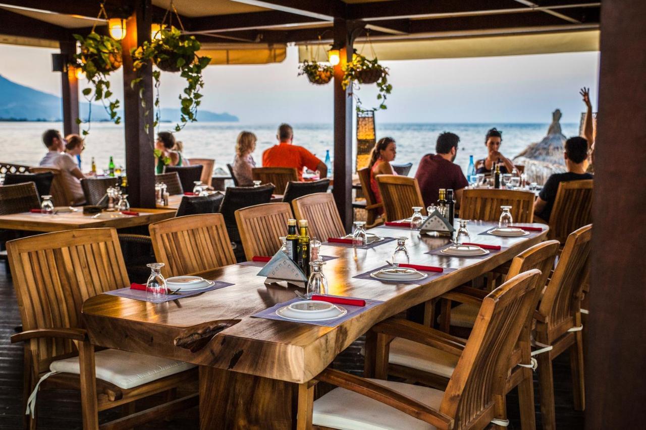 Maria Beach Hotel Kissamos Bagian luar foto